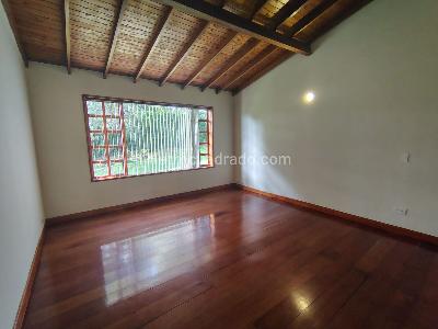 Casa de 3 alcobas en arriendo en Acuarela, Envigado, 230 m² · foto 10 de 20