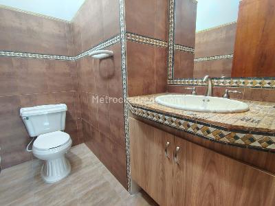 Casa de 3 alcobas en arriendo en Acuarela, Envigado, 230 m² · foto 16 de 20