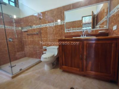 Casa de 3 alcobas en arriendo en Acuarela, Envigado, 230 m² · foto 17 de 20