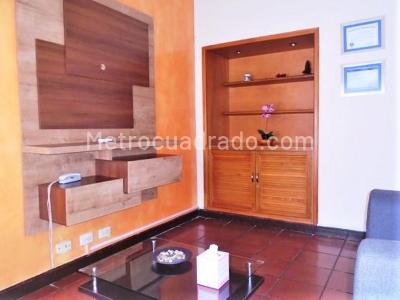 Casa de 5 alcobas en venta en El Poblado, Medellín, 346 m² · foto 14 de 20