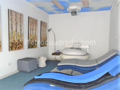Casa de 5 alcobas en venta en El Poblado, Medellín, 346 m² · foto 15 de 20