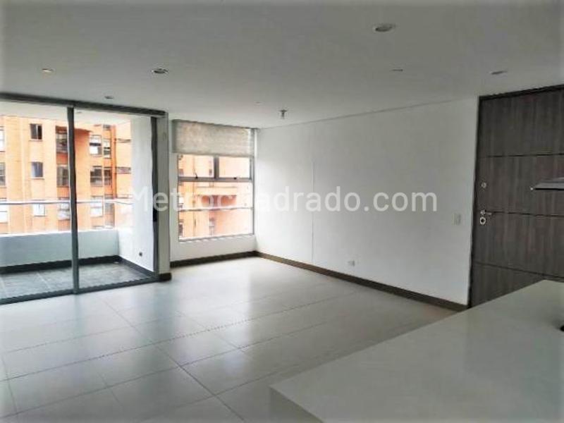 Apartamento en Venta de 3 Alcobas Moderno en Lalinde, El Poblado - 2