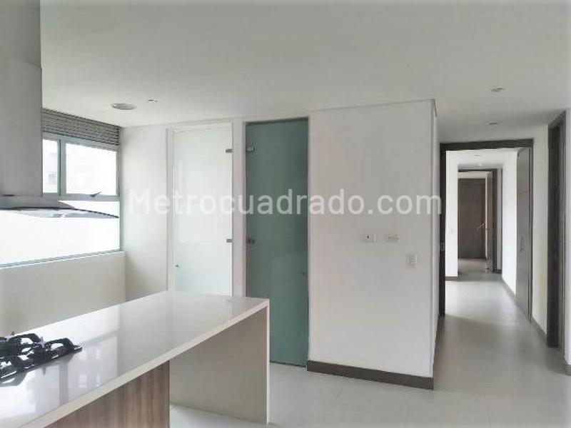 Apartamento en Venta de 3 Alcobas Moderno en Lalinde, El Poblado - 6