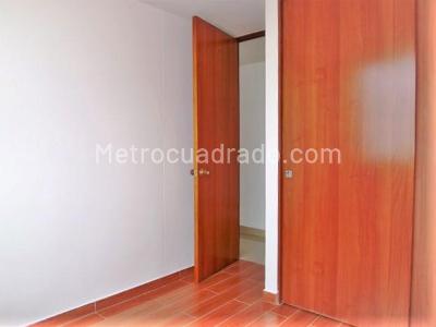Apartamento de 3 alcobas en arriendo en El Poblado, Medellín, 95 m² · foto 14 de 17