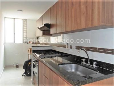 Apartamento de 3 alcobas en arriendo en El Poblado, Medellín, 95 m² · foto 5 de 17