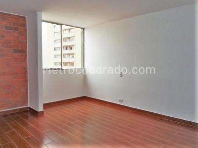 Apartamento de 3 alcobas en arriendo en El Poblado, Medellín, 95 m² · foto 9 de 17