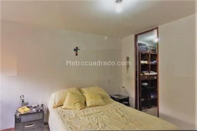 Apartamento de 2 alcobas en arriendo en El Poblado Castropol, Medellín, 67 m² · foto 4 de 5