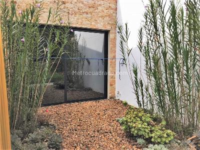 Casa de 3 alcobas en venta en Loma El Escobero, Envigado, 300 m² · foto 14 de 16