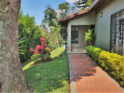 Casa de 3 alcobas en venta en Los Benedictinos, Envigado, 300 m² · foto 8 de 8