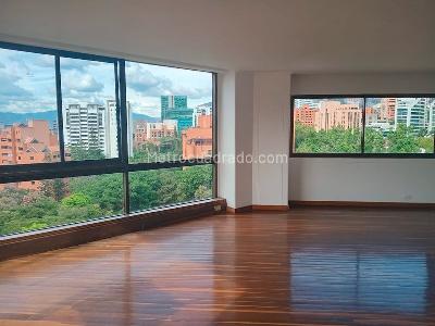 Apartamento de 3 alcobas en arriendo en Patio Bonito, Medellín, 140 m² · foto 4 de 17