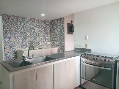 Apartamento de 3 alcobas en arriendo en Patio Bonito, Medellín, 140 m² · foto 6 de 17