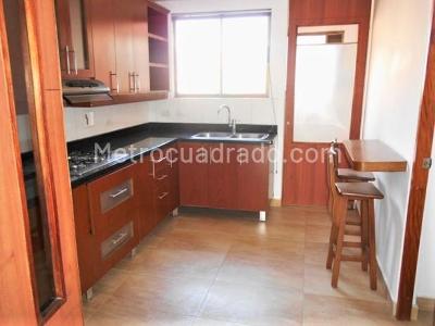 Apartamento de 3 alcobas en arriendo en El Poblado, Medellín, 170 m² · foto 3 de 18