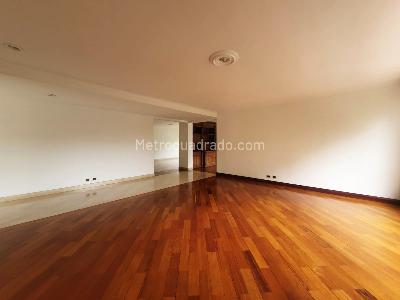 Apartamento de 4 alcobas en venta en El Poblado, Medellín, 330 m² · foto 12 de 20