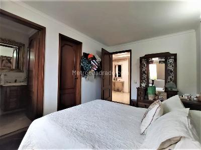 Casa de 4 alcobas en venta en El Poblado, Medellín, 276 m² · foto 11 de 19