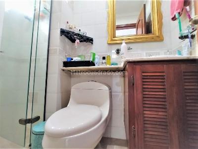 Casa de 4 alcobas en venta en El Poblado, Medellín, 276 m² · foto 12 de 19