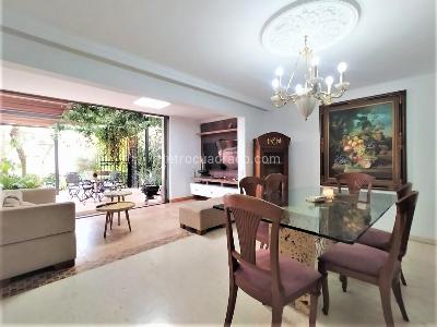 Casa de 4 alcobas en venta en El Poblado, Medellín, 276 m² · foto 4 de 19