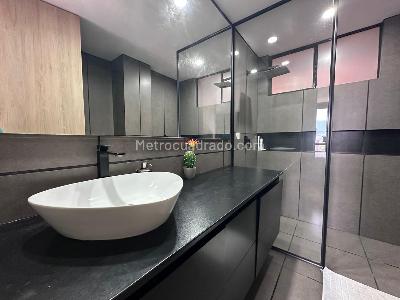 Apartamento de 2 alcobas en arriendo en El Poblado, Medellín, 170 m² · foto 18 de 18