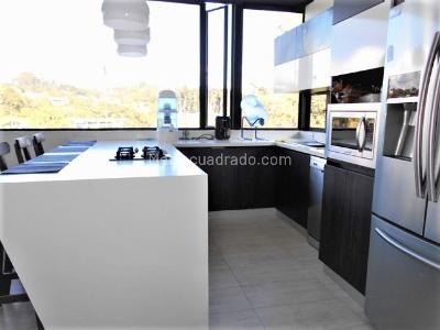 Casa de 3 alcobas en venta en Alto De Las Palmas, Envigado, 850 m² · foto 4 de 17