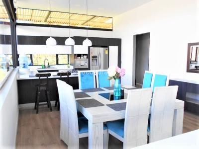 Casa de 3 alcobas en venta en Alto De Las Palmas, Envigado, 850 m² · foto 5 de 17