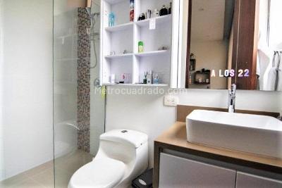Apartamento de 3 alcobas en venta en El Poblado, Medellín, 246 m² · foto 10 de 20