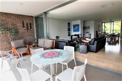 Apartamento de 3 alcobas en venta en El Poblado, Medellín, 246 m² · foto 13 de 20