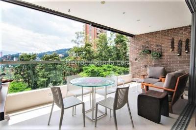 Apartamento de 3 alcobas en venta en El Poblado, Medellín, 246 m² · foto 14 de 20