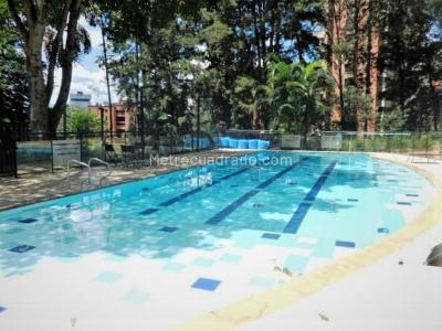 Apartamento de 3 alcobas en venta en El Poblado, Medellín, 246 m² · foto 18 de 20