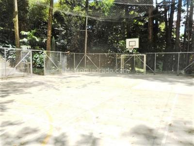 Apartamento de 3 alcobas en venta en El Poblado, Medellín, 246 m² · foto 20 de 20