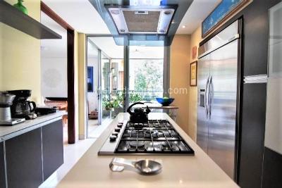 Apartamento de 3 alcobas en venta en El Poblado, Medellín, 246 m² · foto 5 de 20