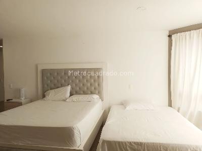Apartamento de 3 alcobas en arriendo en El Poblado, Medellín, 192 m² · foto 9 de 20