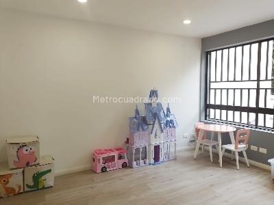 Apartamento de 3 alcobas en arriendo en El Poblado, Medellín, 192 m² · foto 13 de 20