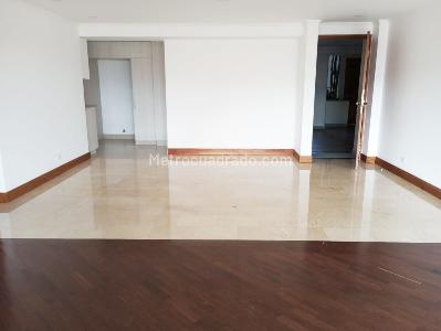 Apartamento de 3 alcobas en venta en La Florida, Medellín, 147 m² · foto 3 de 16