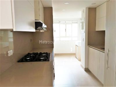 Apartamento de 3 alcobas en venta en La Florida, Medellín, 147 m² · foto 4 de 16