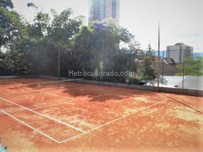 Casa de 3 alcobas en venta en El Poblado, Medellín, 266 m² · foto 18 de 20