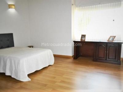 Casa de 3 alcobas en venta en Alto De Palmas, Envigado, 350 m² · foto 11 de 20