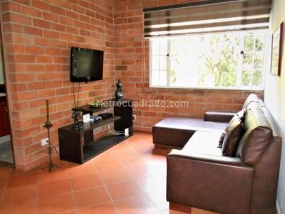 Casa de 3 alcobas en venta en Alto De Palmas, Envigado, 350 m² · foto 4 de 20