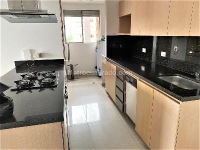 Apartamento en venta en Loma De Las Brujas, Envigado · foto 2 de 12