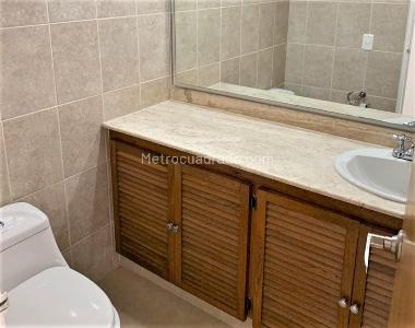 Apartamento de 3 alcobas en venta en El Poblado, Medellín, 150 m² · foto 7 de 11
