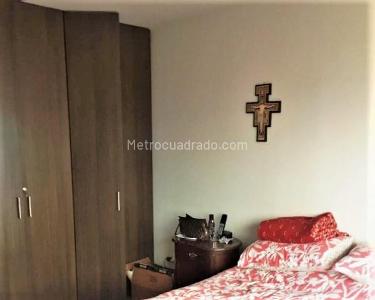 Apartamento de 2 alcobas en arriendo en El Poblado, Medellín, 92 m² · foto 5 de 11