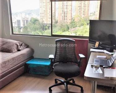 Apartamento de 2 alcobas en arriendo en El Poblado, Medellín, 92 m² · foto 6 de 11