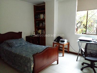 Apartamento en venta en El Poblado, Medellín · foto 14 de 17