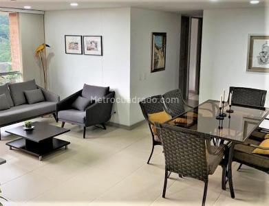 Apartamento de 3 alcobas en venta en La Abadia, Envigado, 97 m² · foto 2 de 16