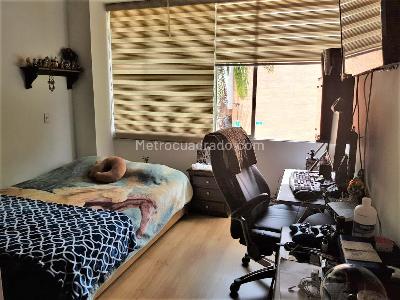 Casa de 3 alcobas en venta en El Atravezado, Envigado, 204 m² · foto 11 de 18