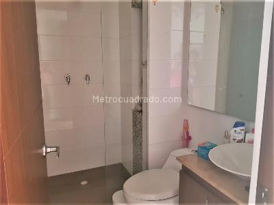 Casa de 3 alcobas en venta en El Atravezado, Envigado, 204 m² · foto 13 de 18