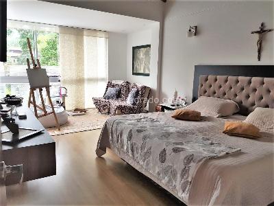 Casa de 3 alcobas en venta en El Atravezado, Envigado, 204 m² · foto 9 de 18