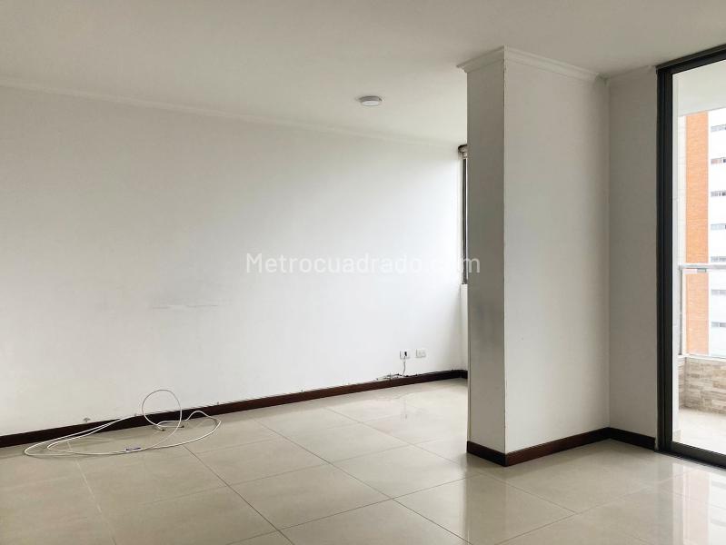 2BR Apartment in La Abadia (84 m²) - 3