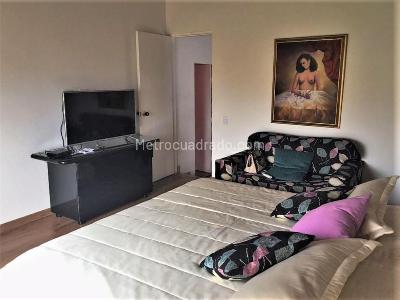 Apartamento de 4 alcobas en venta en El Poblado, Medellín, 400 m² · foto 7 de 11