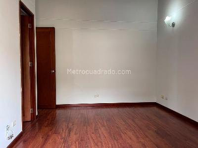 Casa de 3 alcobas en venta en Loma Del Chocho, Envigado, 230 m² · foto 11 de 20