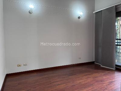 Casa de 3 alcobas en venta en Loma Del Chocho, Envigado, 230 m² · foto 12 de 20