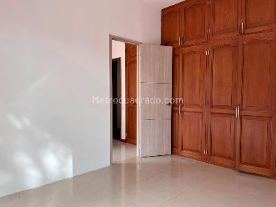 Casa de 3 alcobas en venta en Loma Del Chocho, Envigado, 230 m² · foto 15 de 20